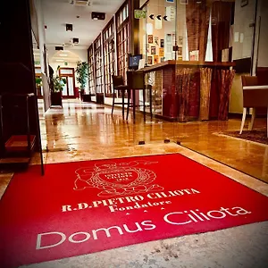 domus-ciliota.hotelinveneto.com/